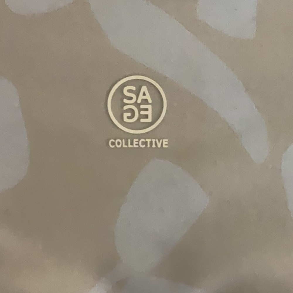 Sage Collective Capri Leggings, Size XS, Light Blue/Sage, NWOT - Picture 3 of 4